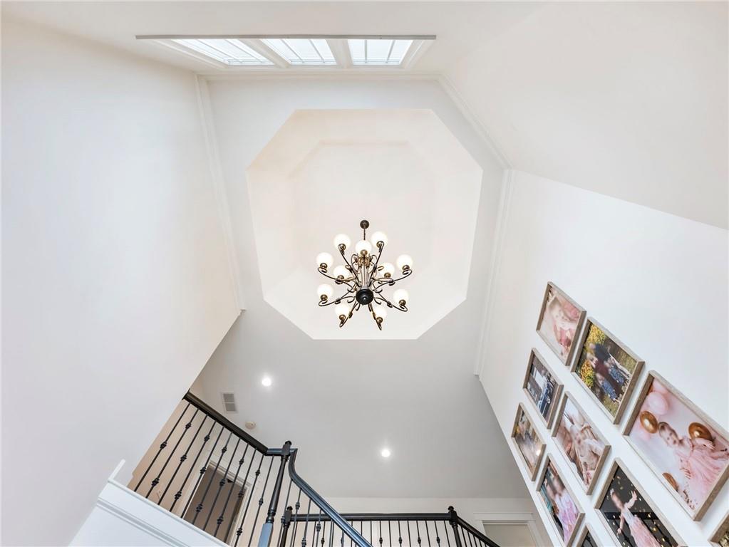 6092 Norcross Glen Trace