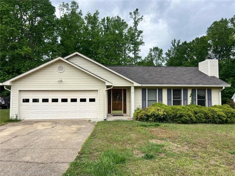 Homes For Sale - 148 River Ridge Drive<br/> Carrollton, GA 30117