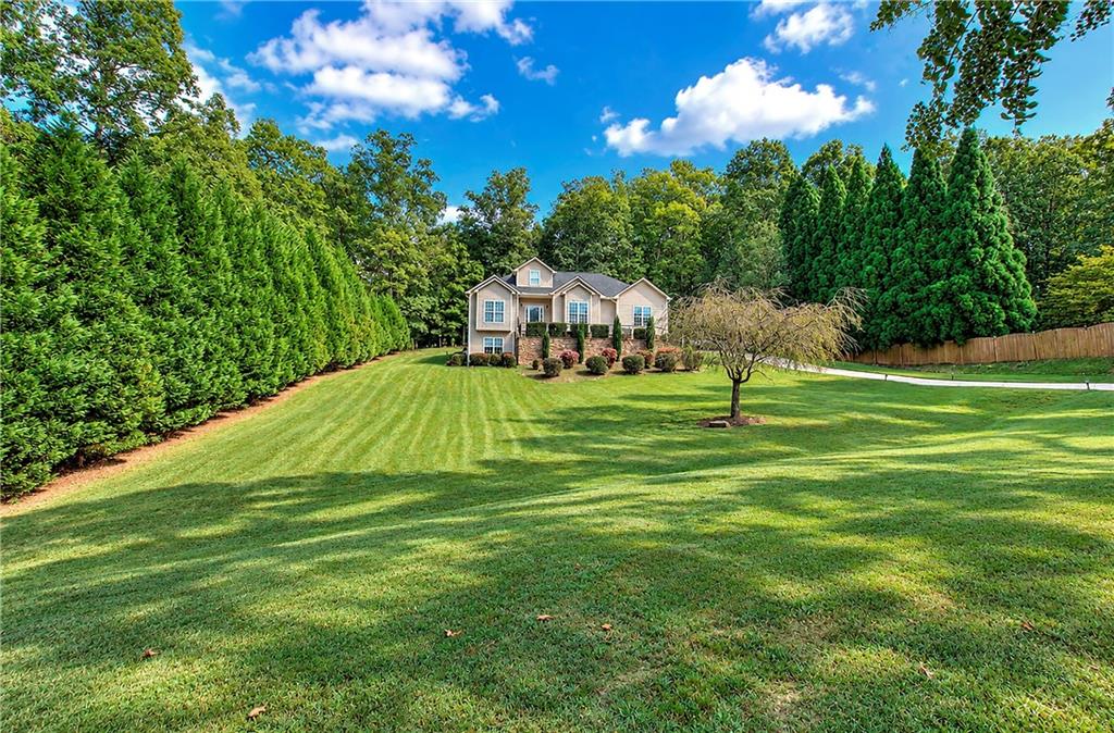 24 Lenox Drive NE