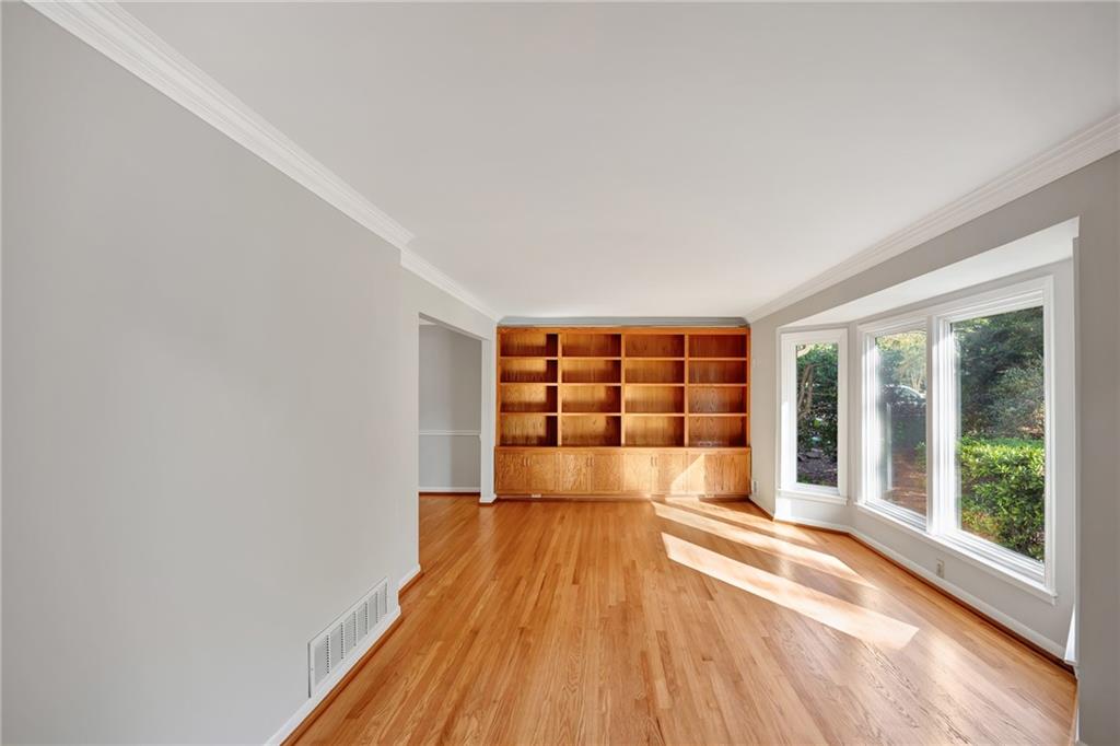 3278 Embry Hills Drive