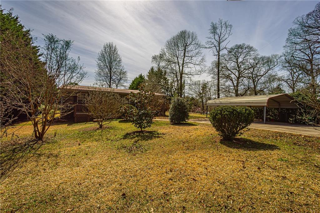 10 Pinewood Drive E