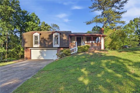 Photo of 6742 Kellogg Drive, Acworth, GA 30102 (MLS # 7768715)
