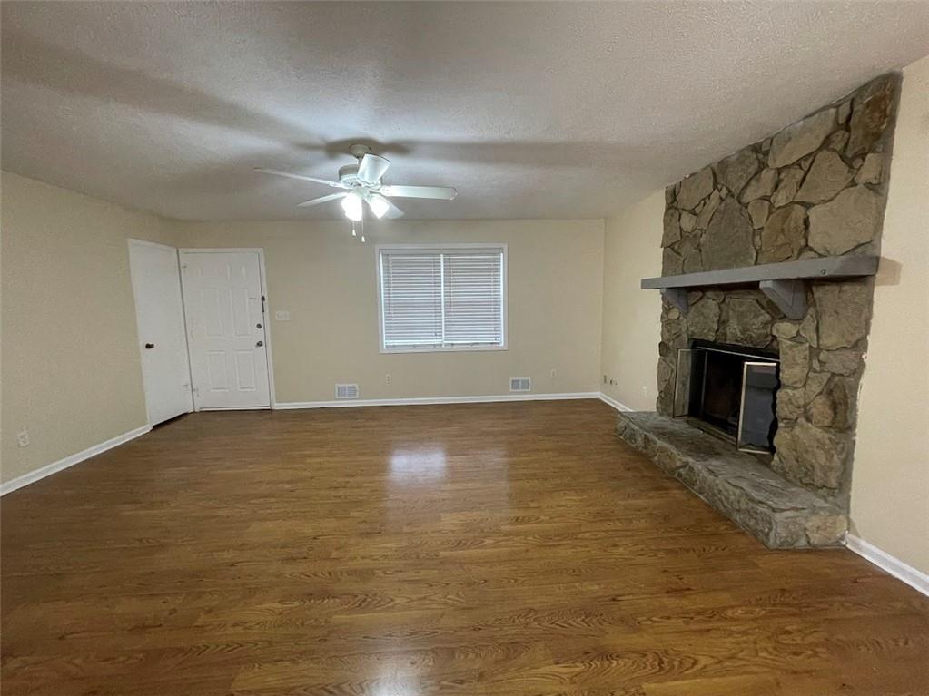 2595 Woodland Drive NW