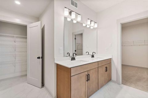 listing image 80