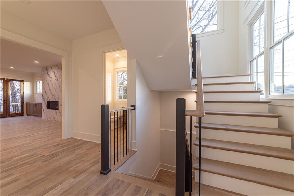 581 Sherwood Road, Atlanta, Georgia image 16