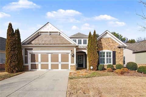 Homes For Sale - 5911 Chimney Rock Drive<br/> Hoschton, GA 30548