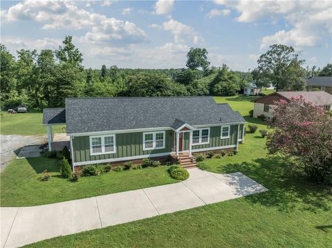 261 Lagrange Street Newnan GA 30263