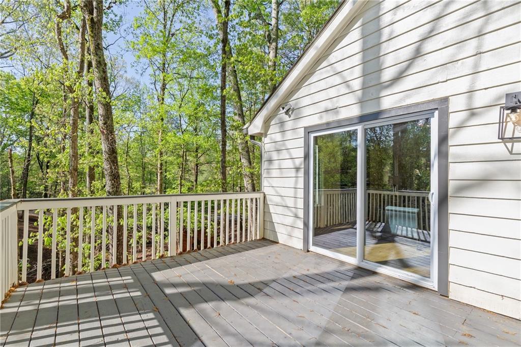 330 Spring Lake Terrace, Roswell, Georgia image 8