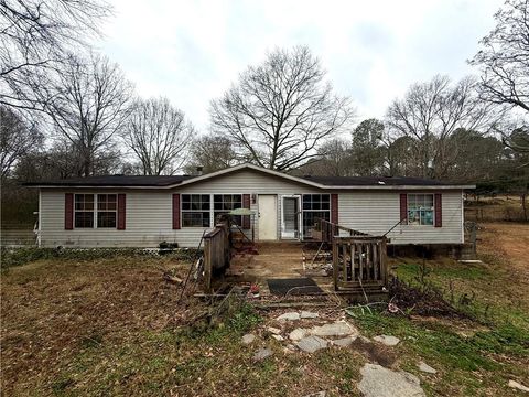 Homes For Sale - 1203 Lanier Road<br/> Pendergrass, GA 30567