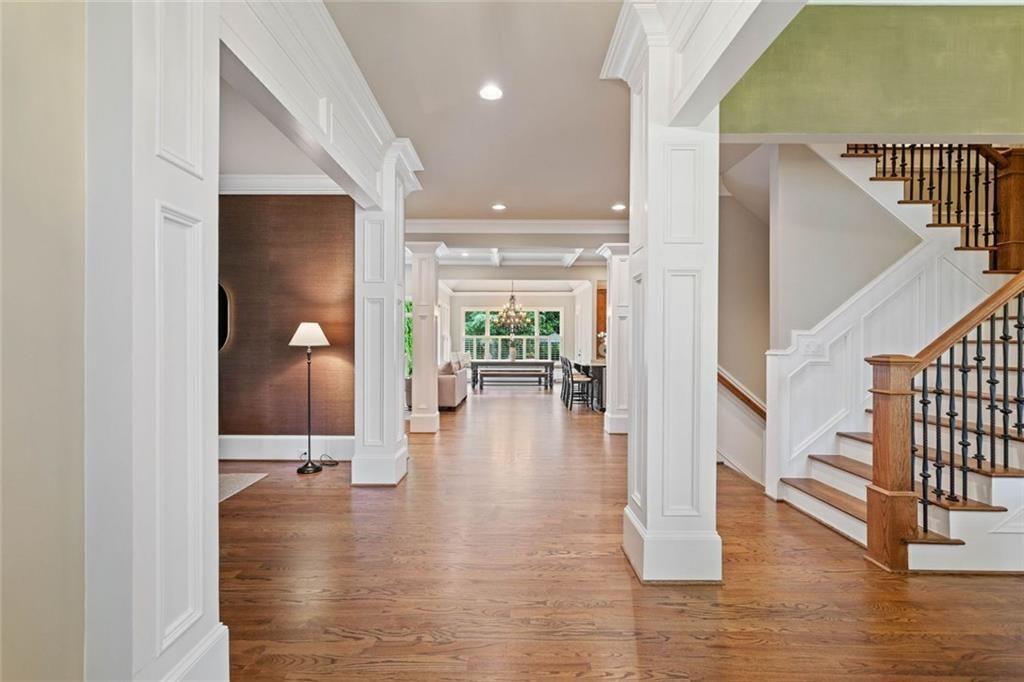 4304 Berkford Circle NE