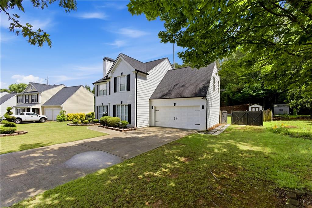 107 Creekstone Way