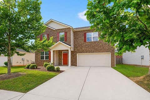 Homes For Sale - 637 Yazzie Place<br/> Fulton County, Atlanta, GA 30349