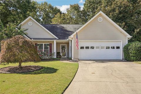 5734 Harthorn Park Place Sugar Hill GA 30518