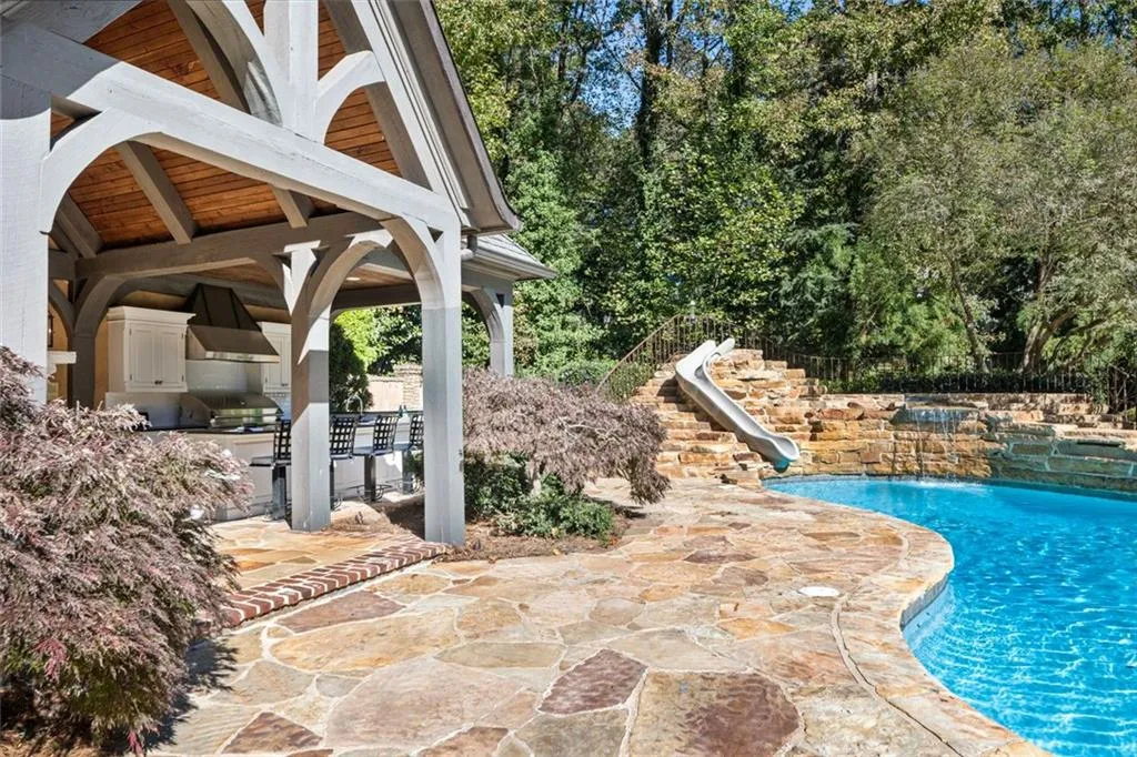 Marietta, Georgia 30067, United States, 7 Bedrooms Bedrooms, ,8 BathroomsBathrooms,Residential,Active,232521