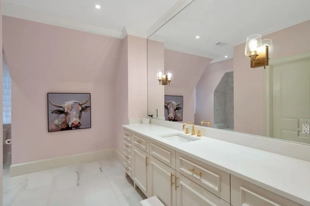 Marietta, Georgia 30067, United States, 7 Bedrooms Bedrooms, ,8 BathroomsBathrooms,Residential,Active,232521