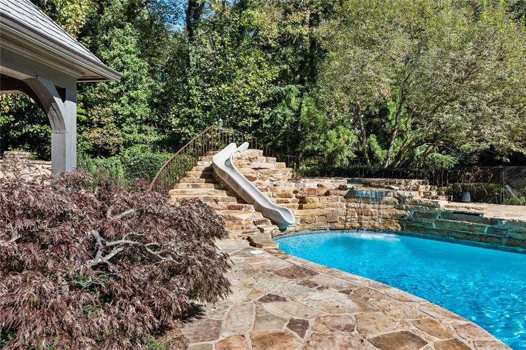 Atlanta Country Club - Residential