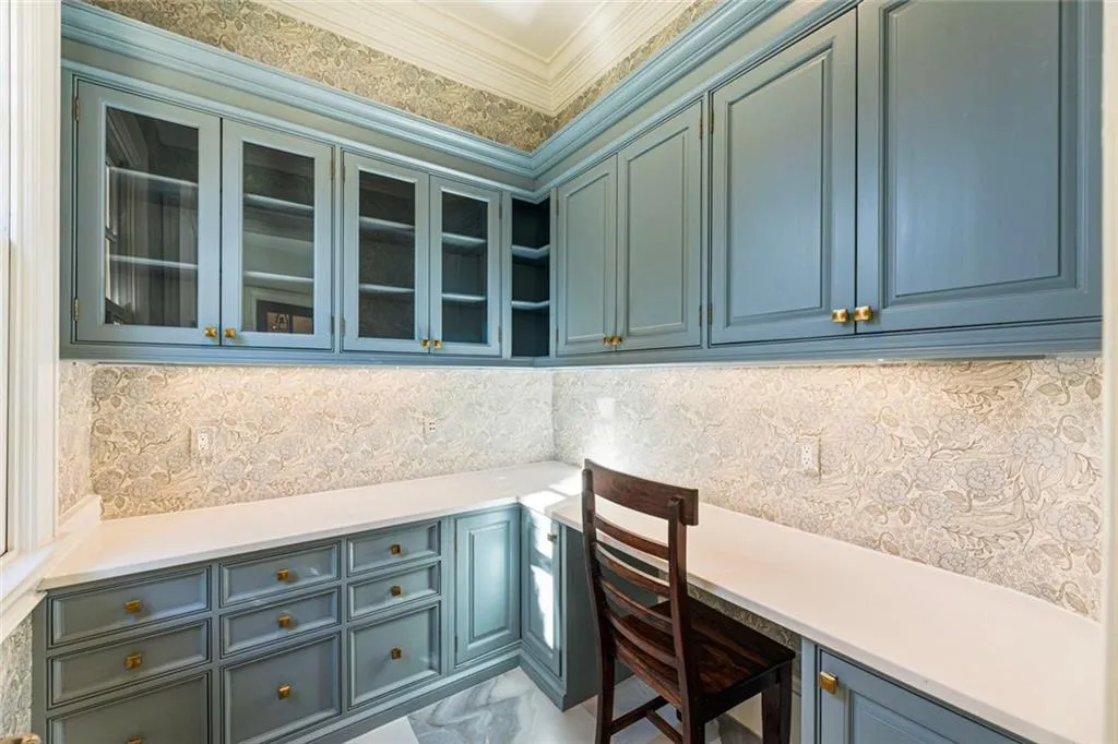 Marietta, Georgia 30067, United States, 7 Bedrooms Bedrooms, ,8 BathroomsBathrooms,Residential,Active,232521