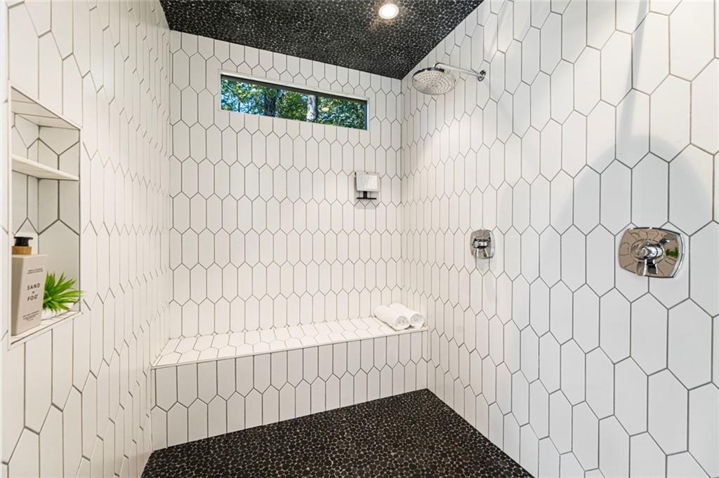 Atlanta Country Club - Residential