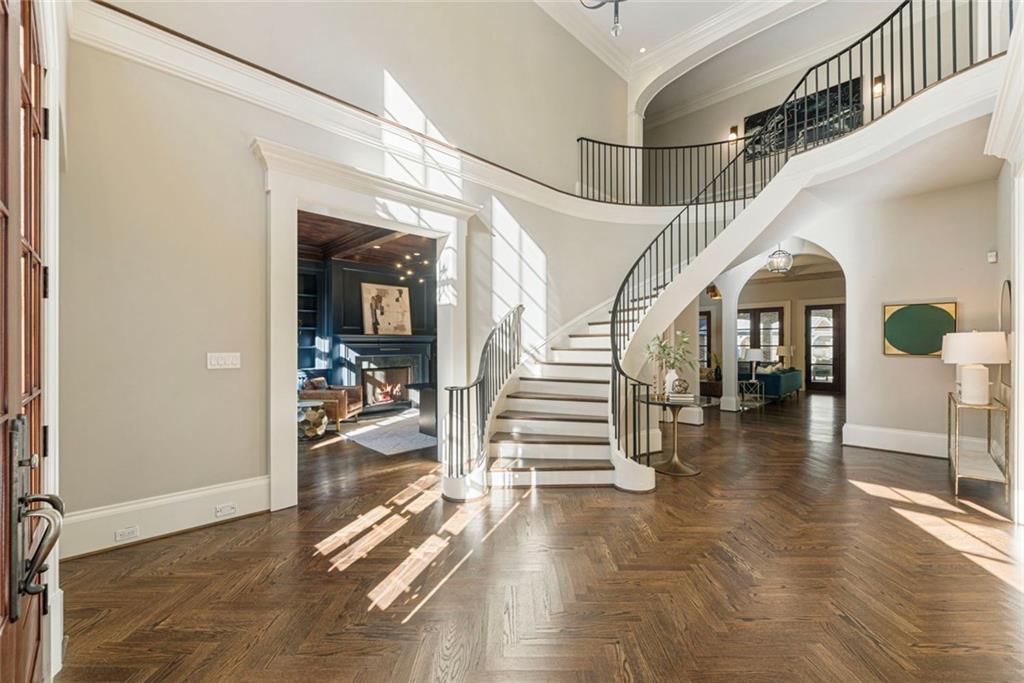 Atlanta Country Club - Residential