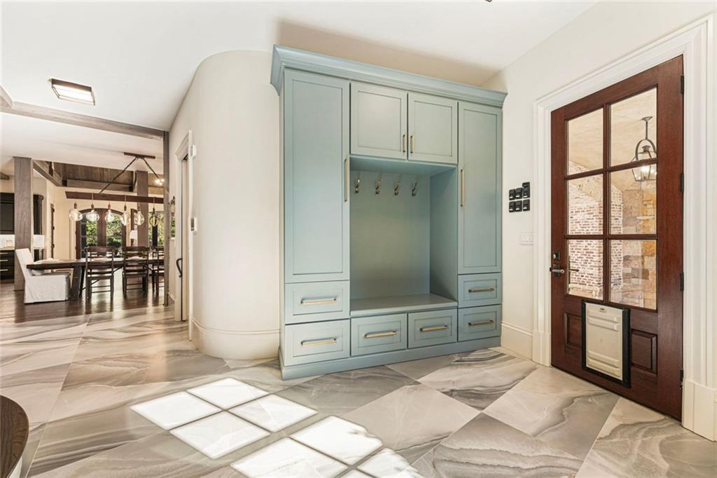 Atlanta Country Club - Residential