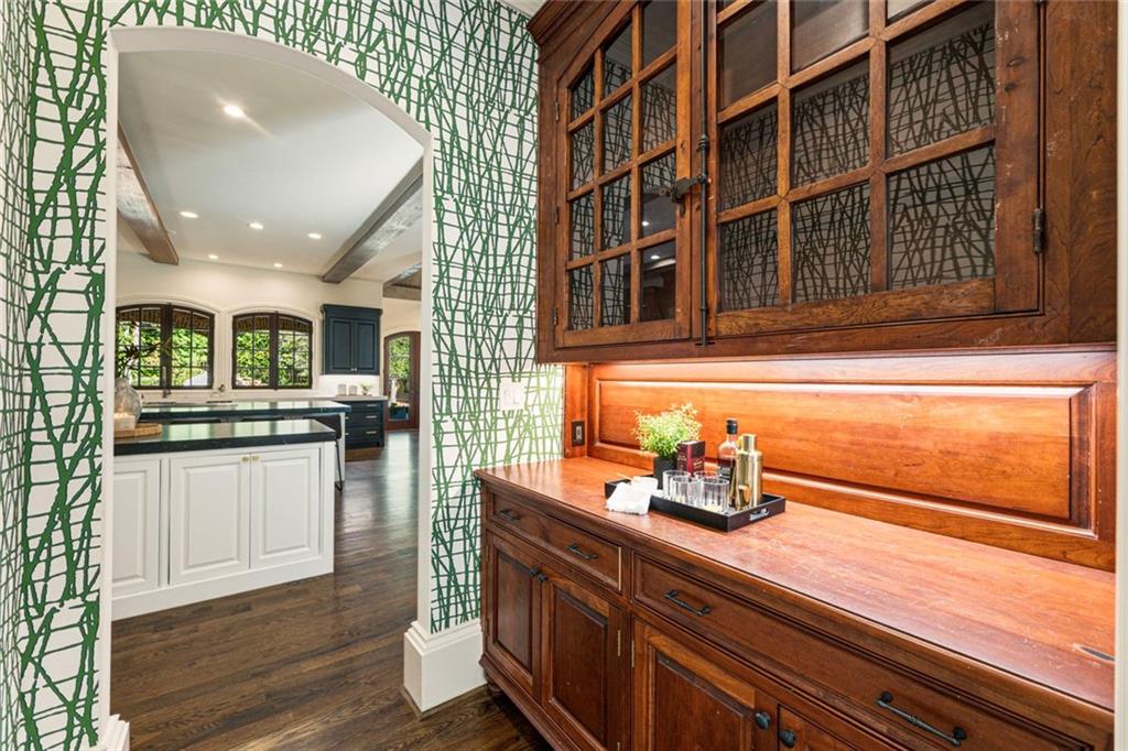 Atlanta Country Club - Residential