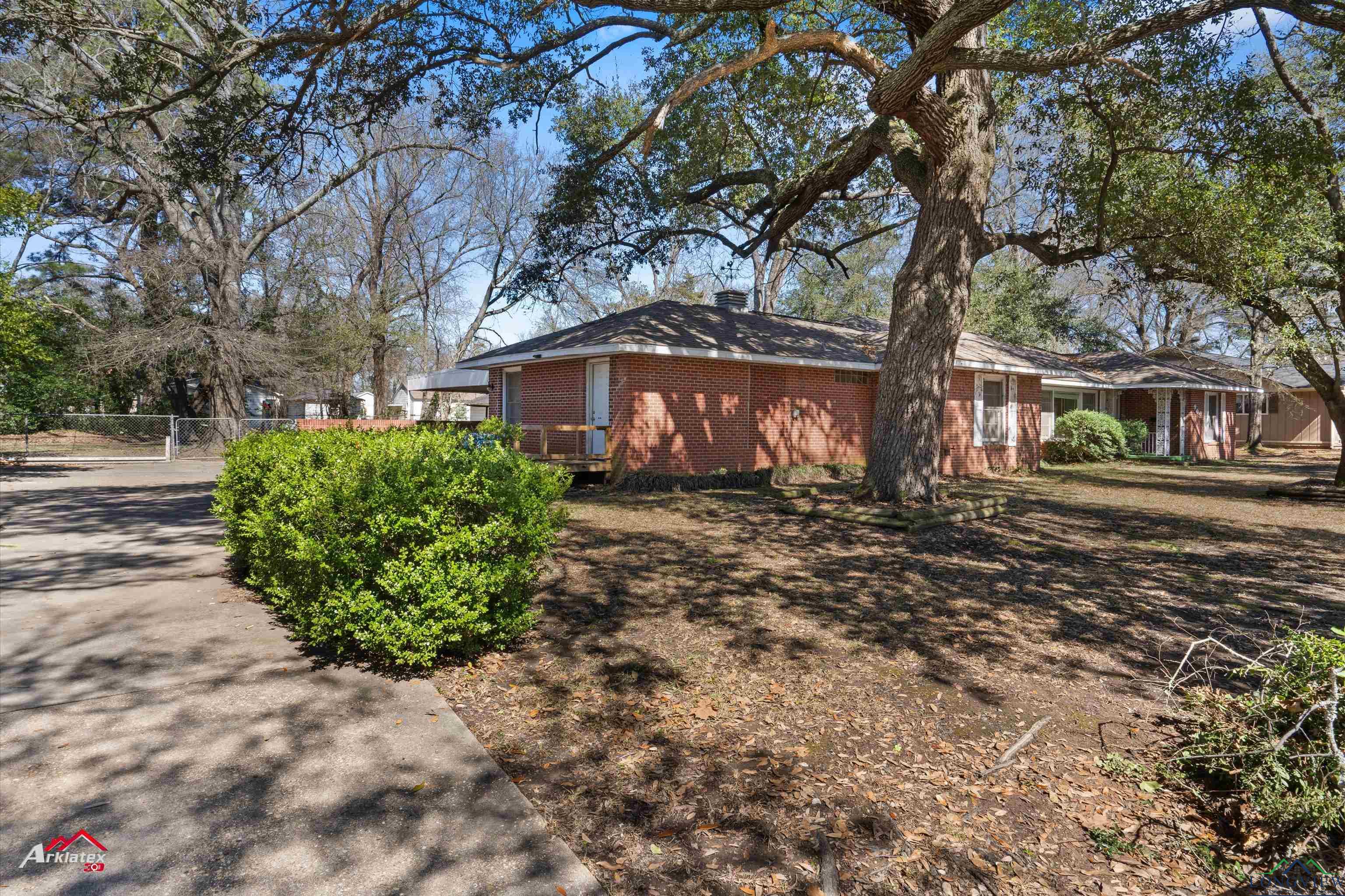 903 Camp St, Kilgore, Texas image 3