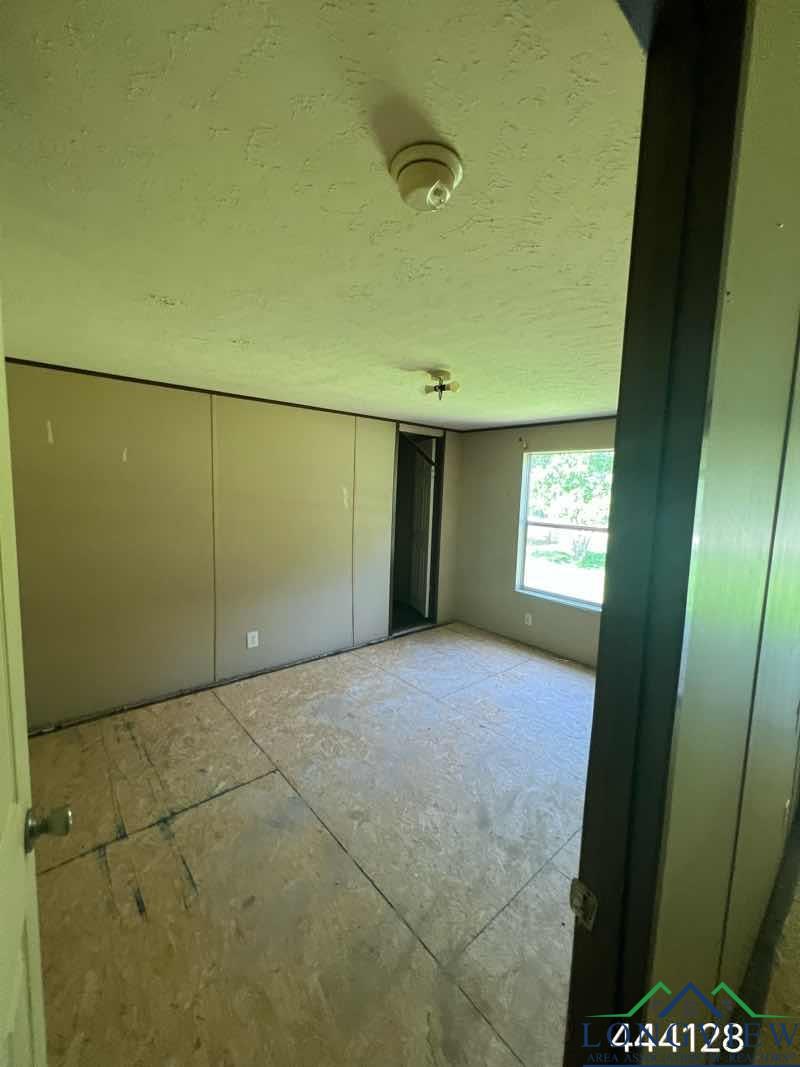 625 Delores St, Vidor, Texas image 3