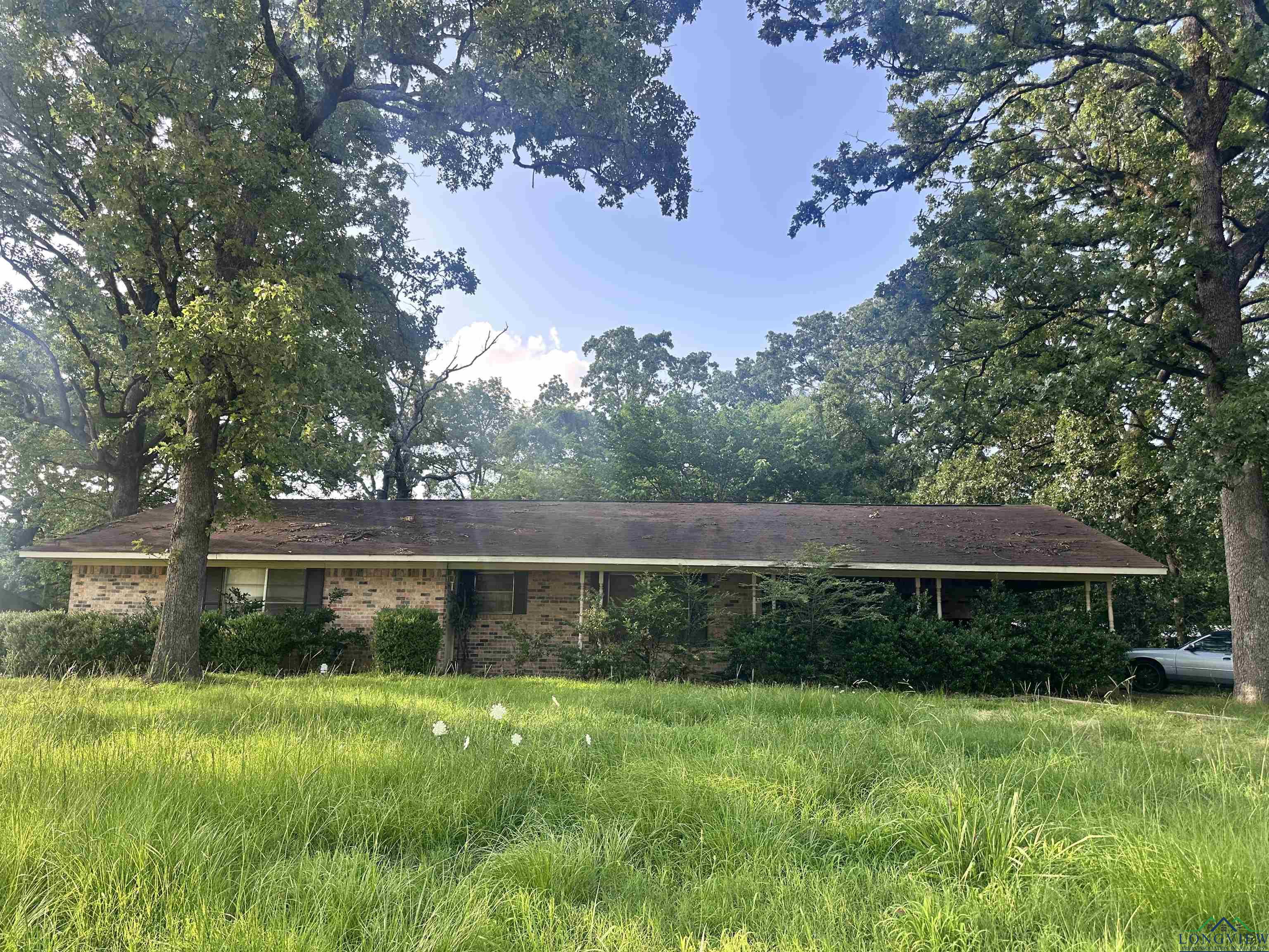 108 Mockingbird St, Mount Pleasant, Texas image 1