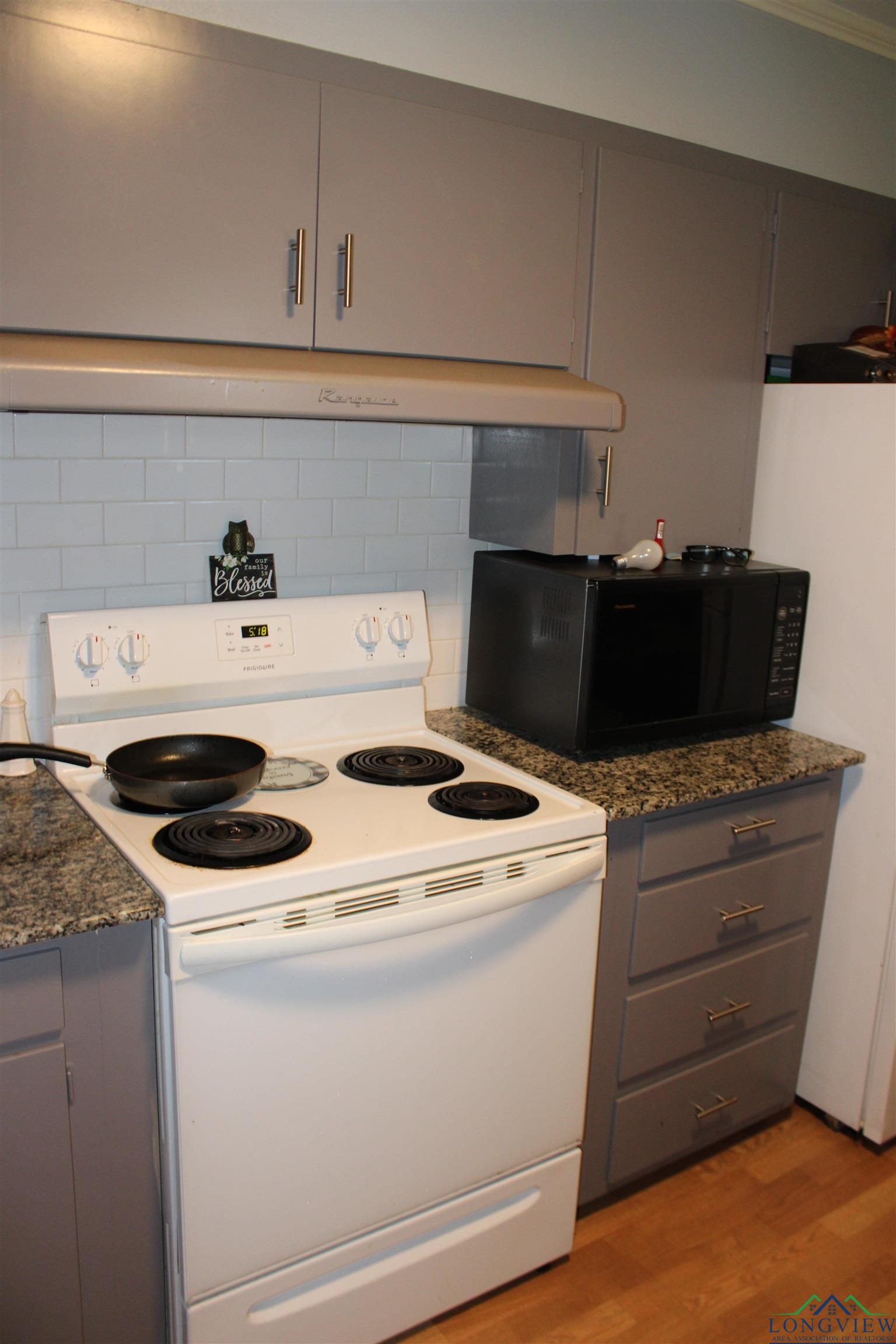 108 Mockingbird St, Mount Pleasant, Texas image 4