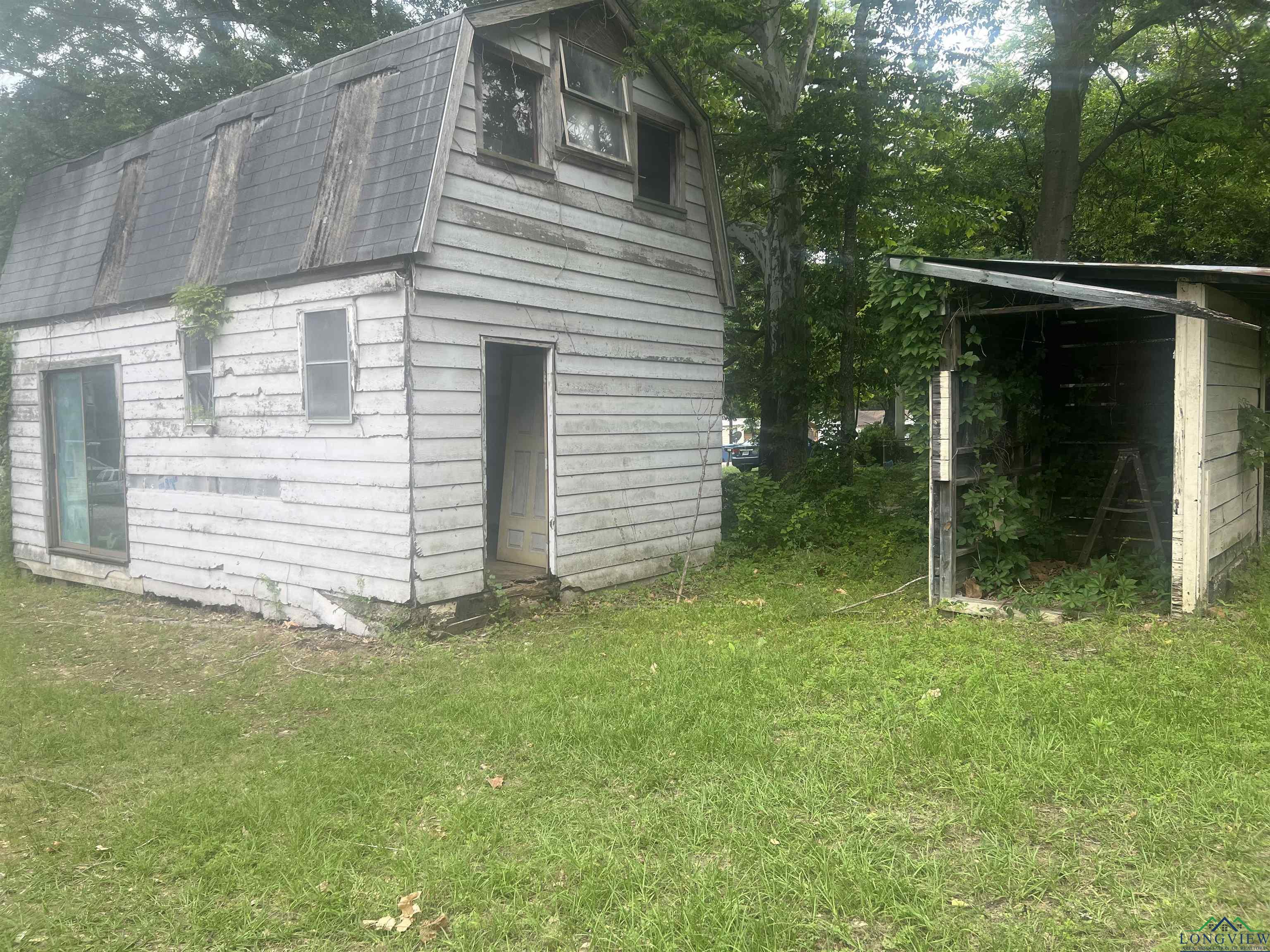1609 Bomar St, Marshall, Texas image 5