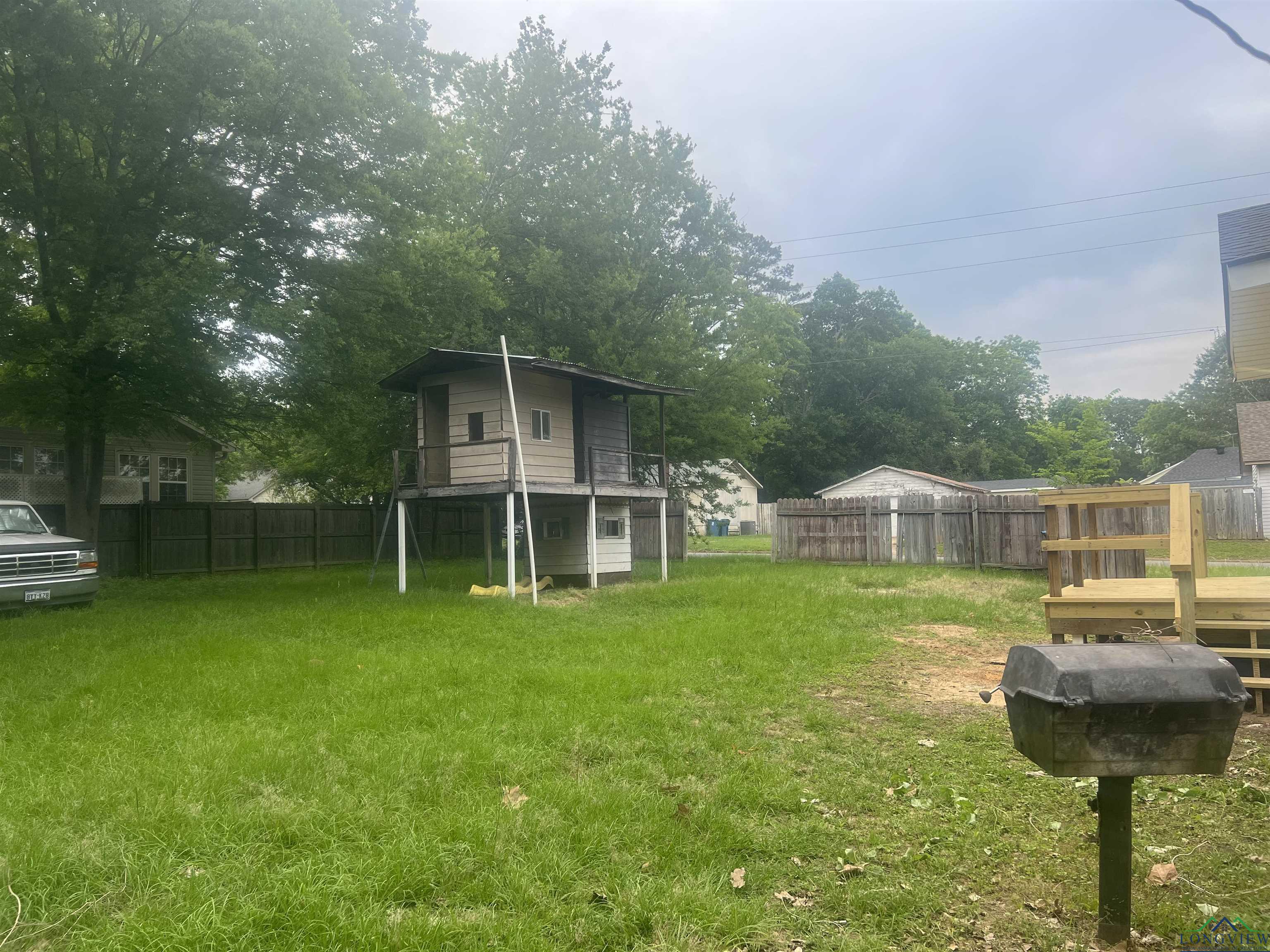 1609 Bomar St, Marshall, Texas image 4