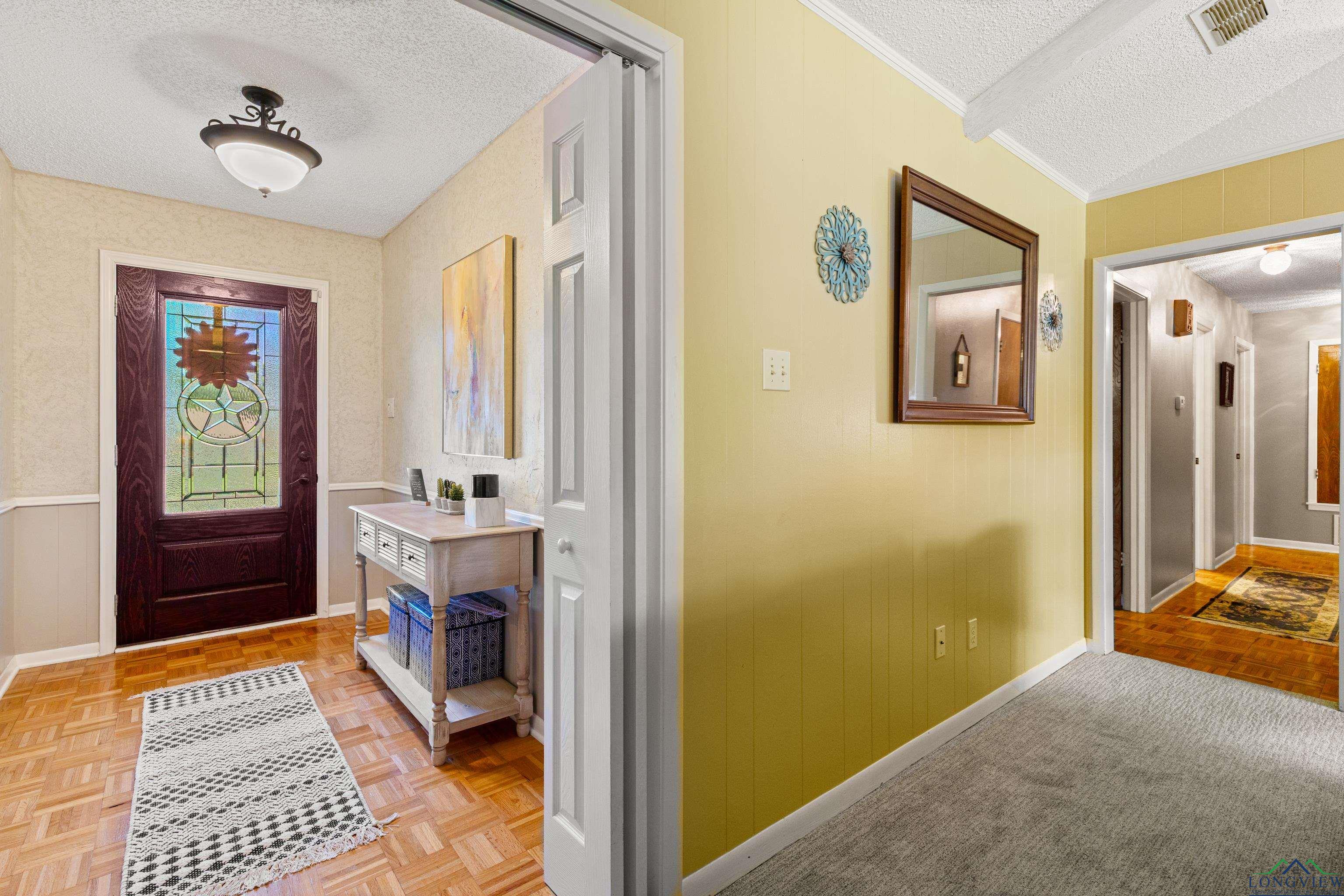 624 Green Oak Dr, Longview, Texas image 3