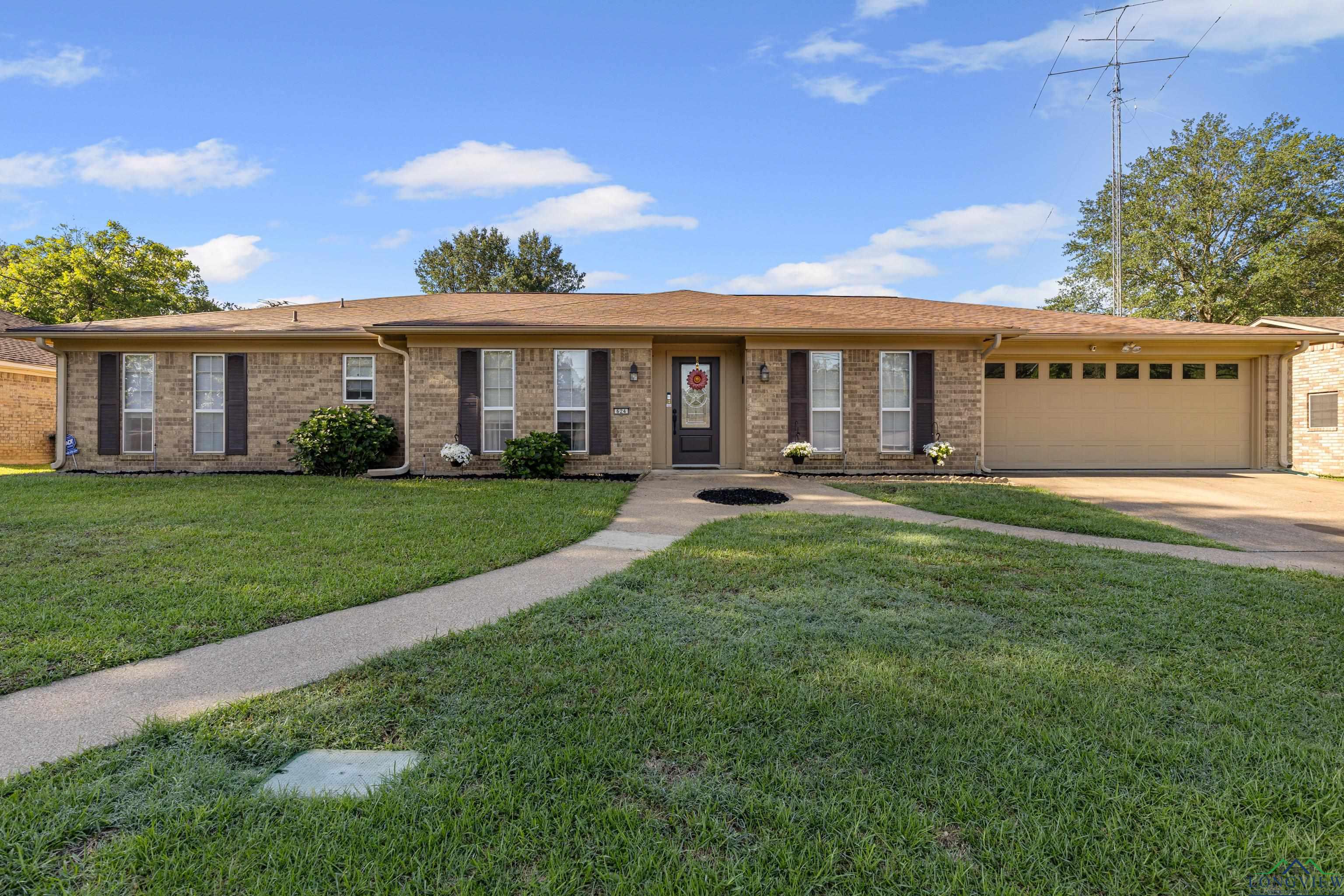 624 Green Oak Dr, Longview, Texas image 1