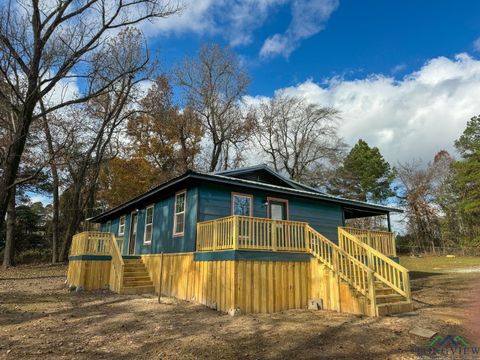 A home in Bivins