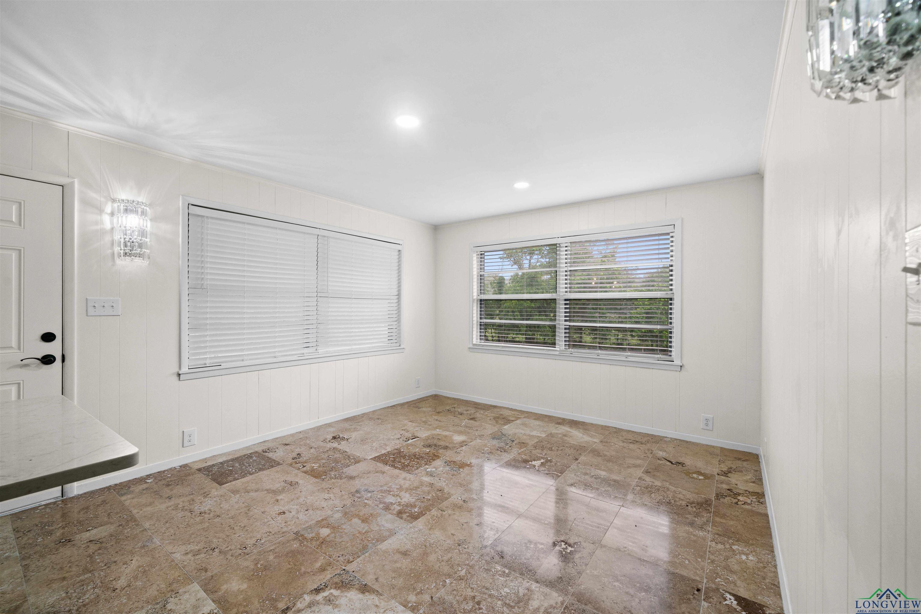 109 Maxine St, Mineola, Texas image 7
