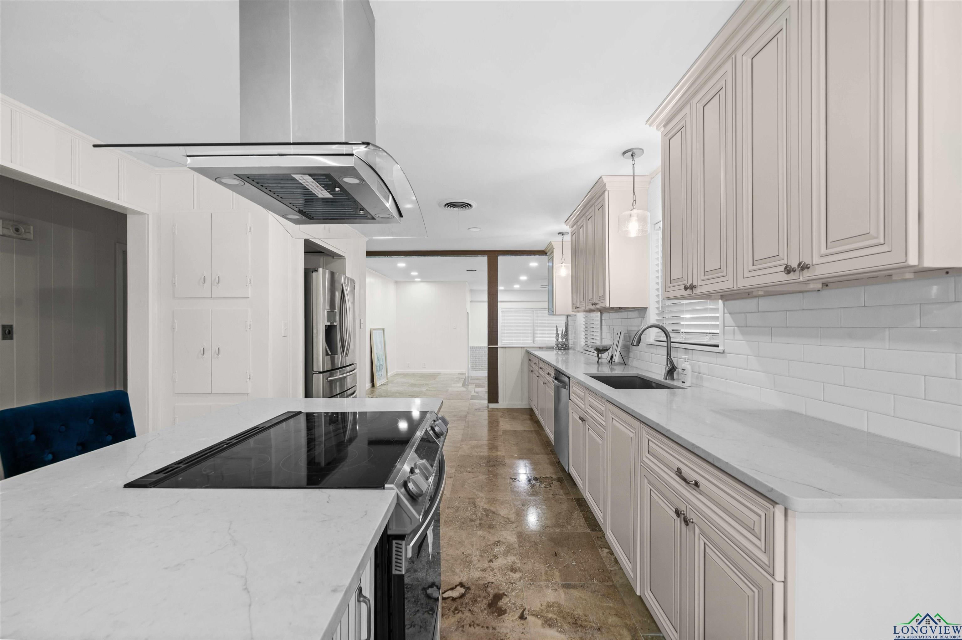 109 Maxine St, Mineola, Texas image 4