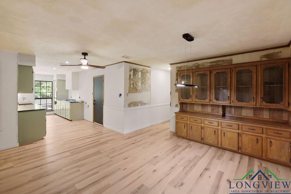 407 Oak St, Longview, Texas image 11