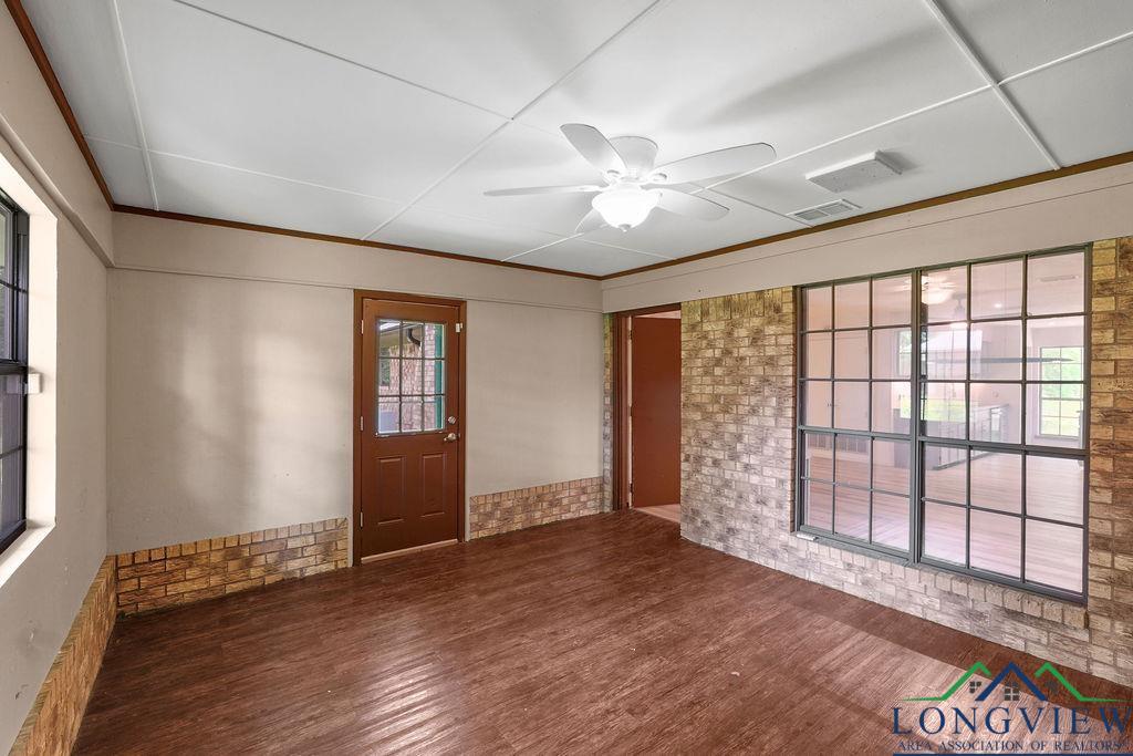 407 Oak St, Longview, Texas image 27