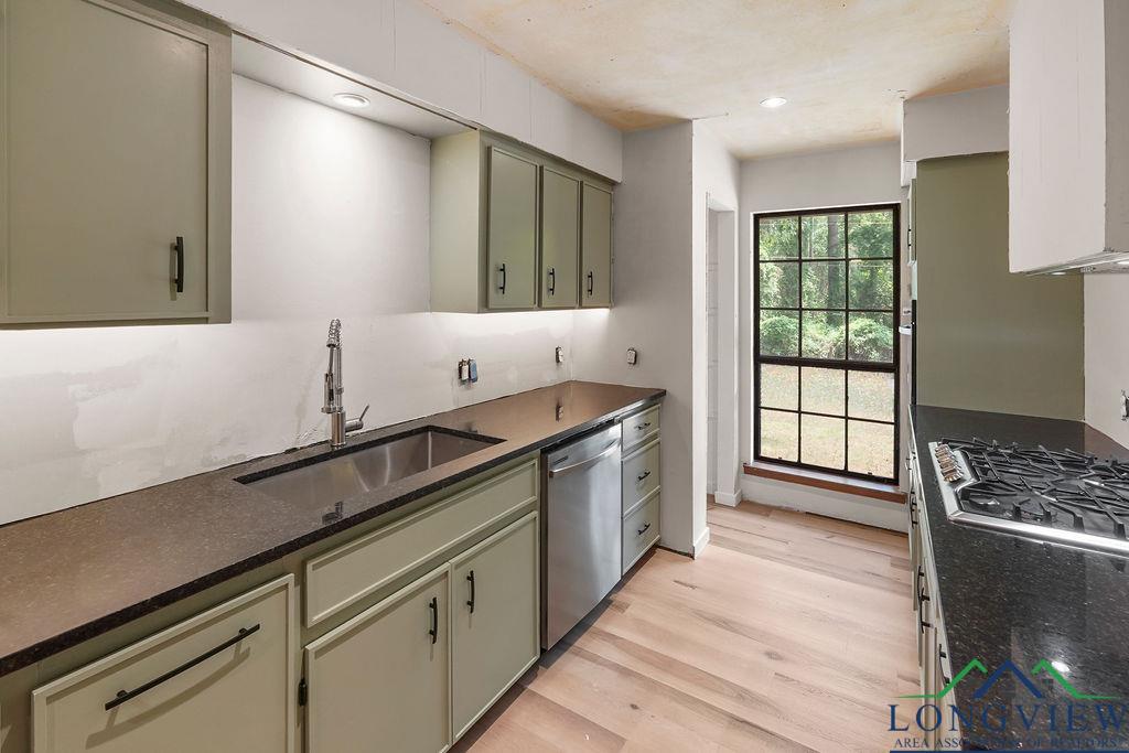 407 Oak St, Longview, Texas image 14