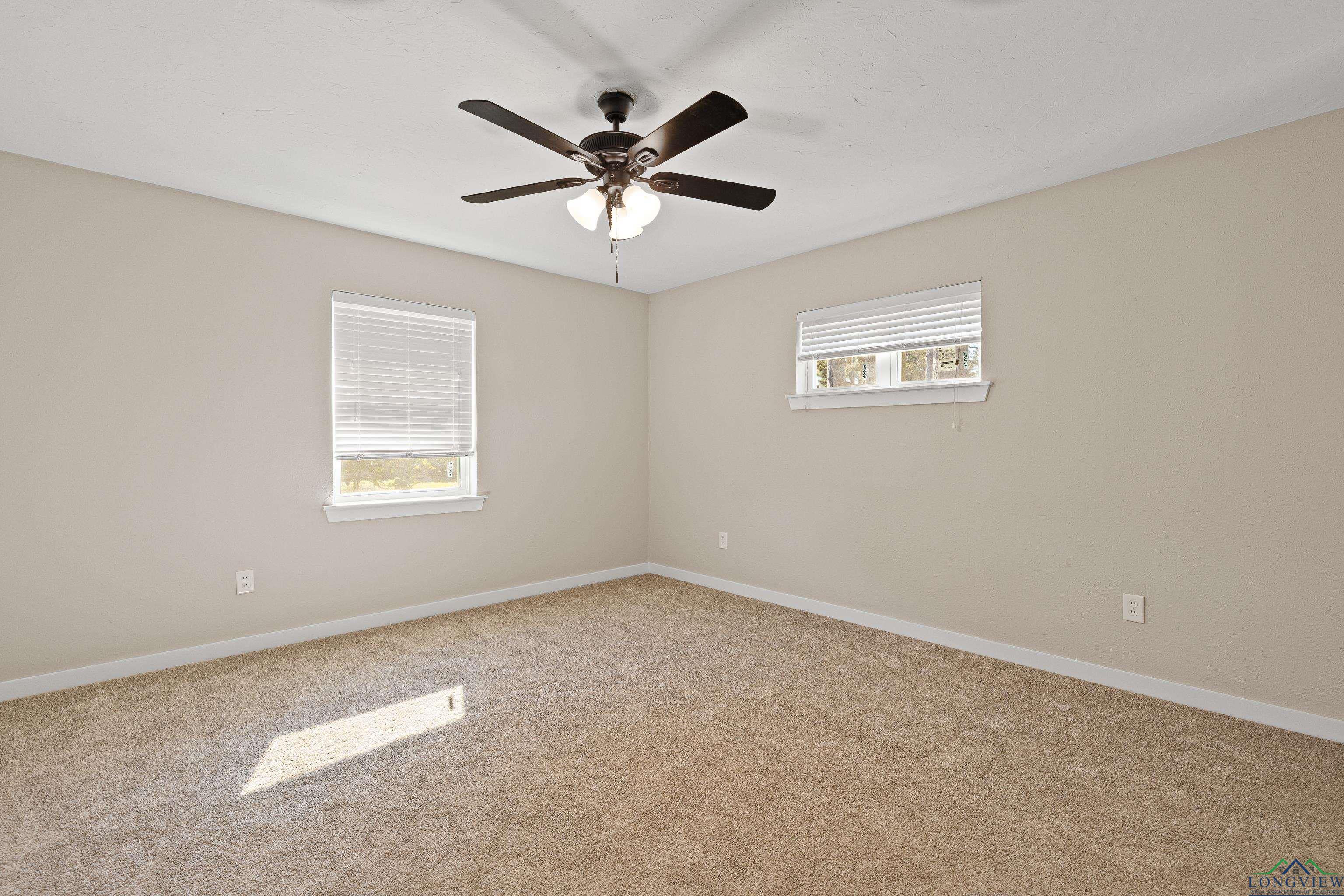 605 Daniel Street, Gladewater, Texas image 29