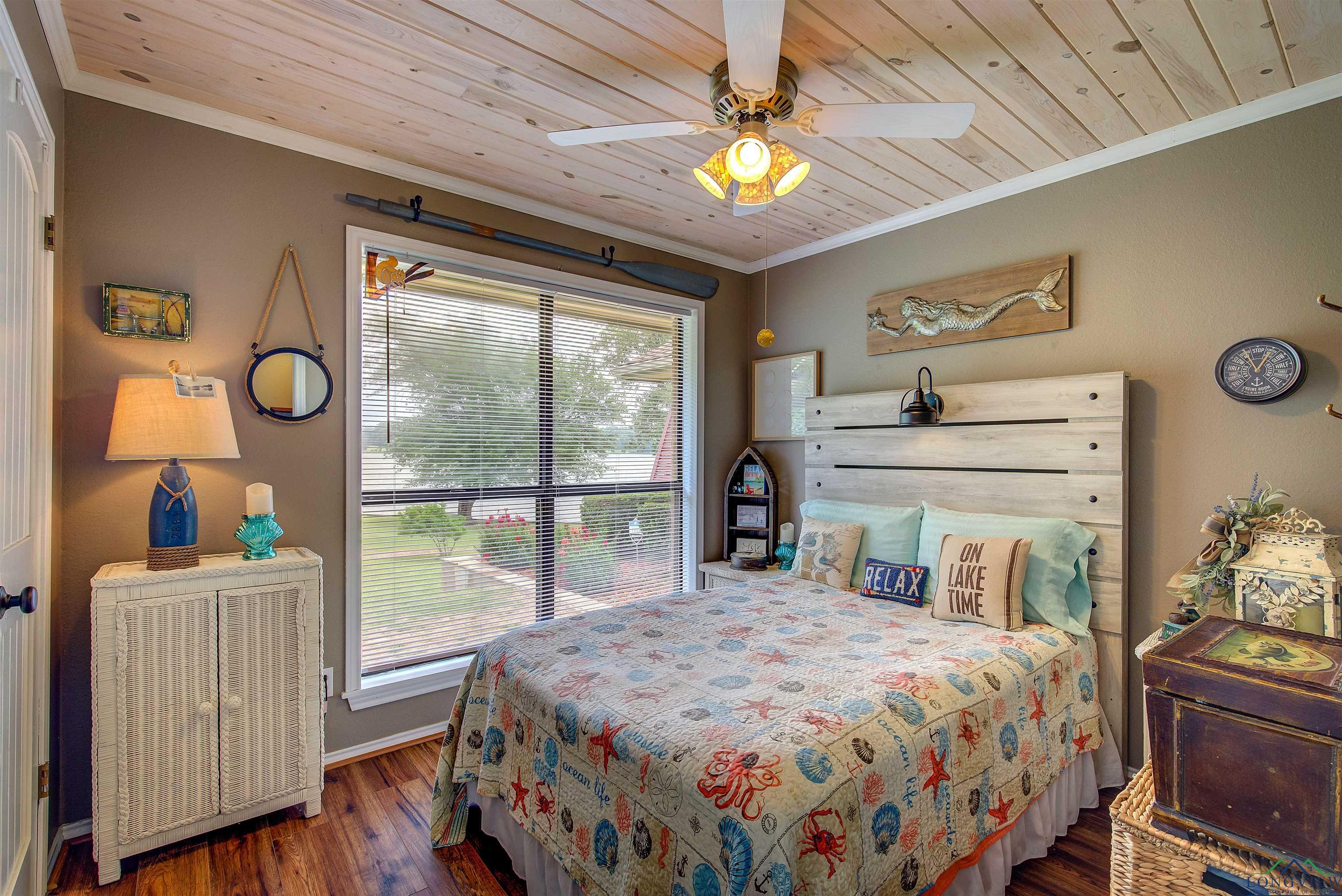 209 Rocky Point Rd, Mount Vernon, Texas image 16