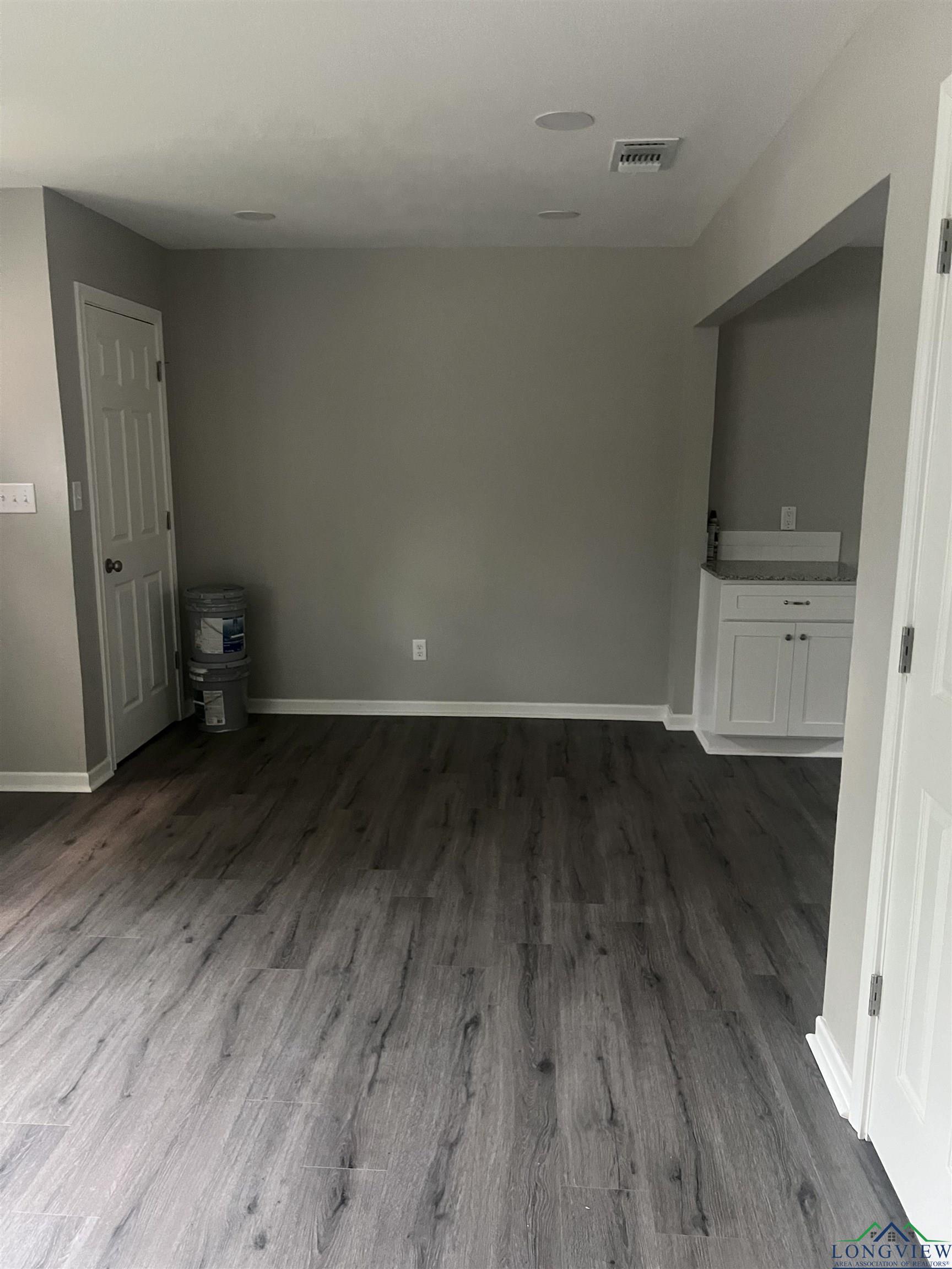 205 W Jones St, Longview, Texas image 3