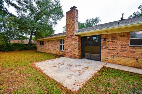 A home in Longview