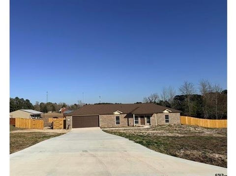 Homes For Sale - 12421 Star Village Lane<br/> Winona, TX 75792