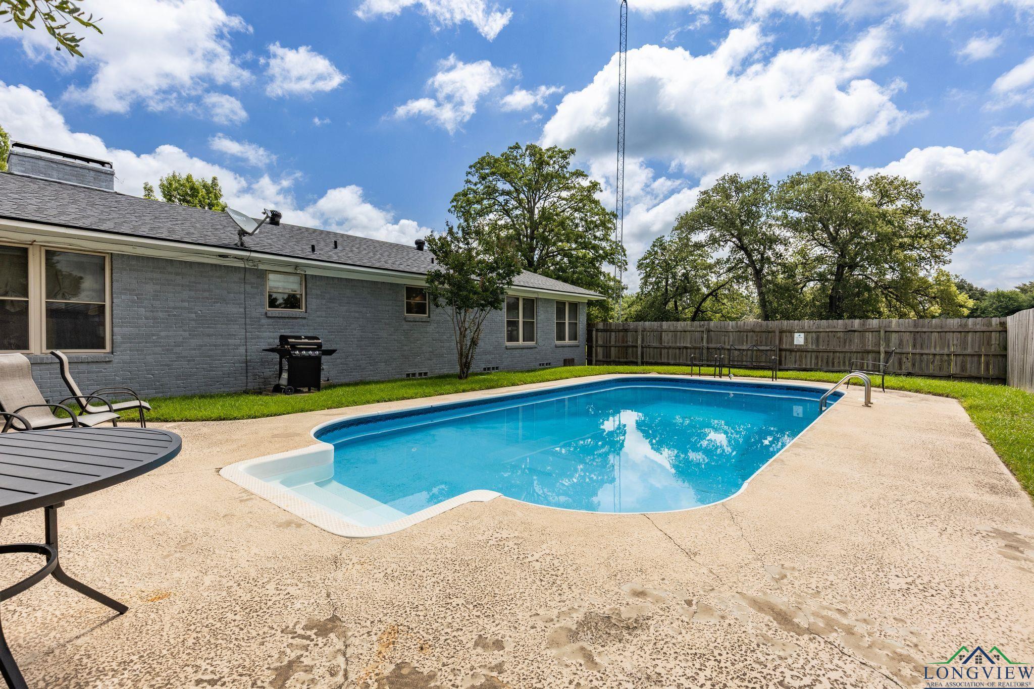 4564 Sh 110, Grand Saline, Texas image 12