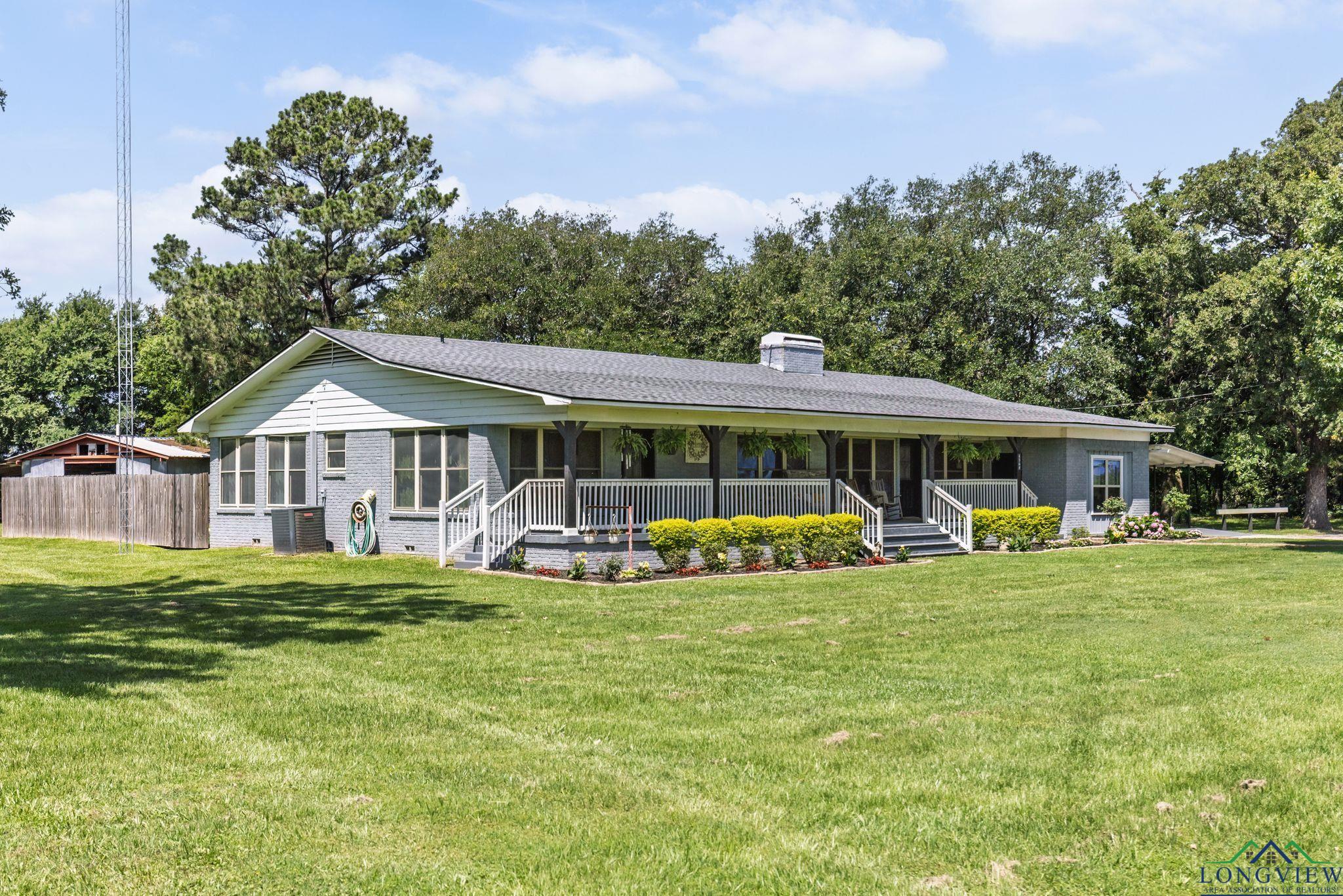 4564 Sh 110, Grand Saline, Texas image 5