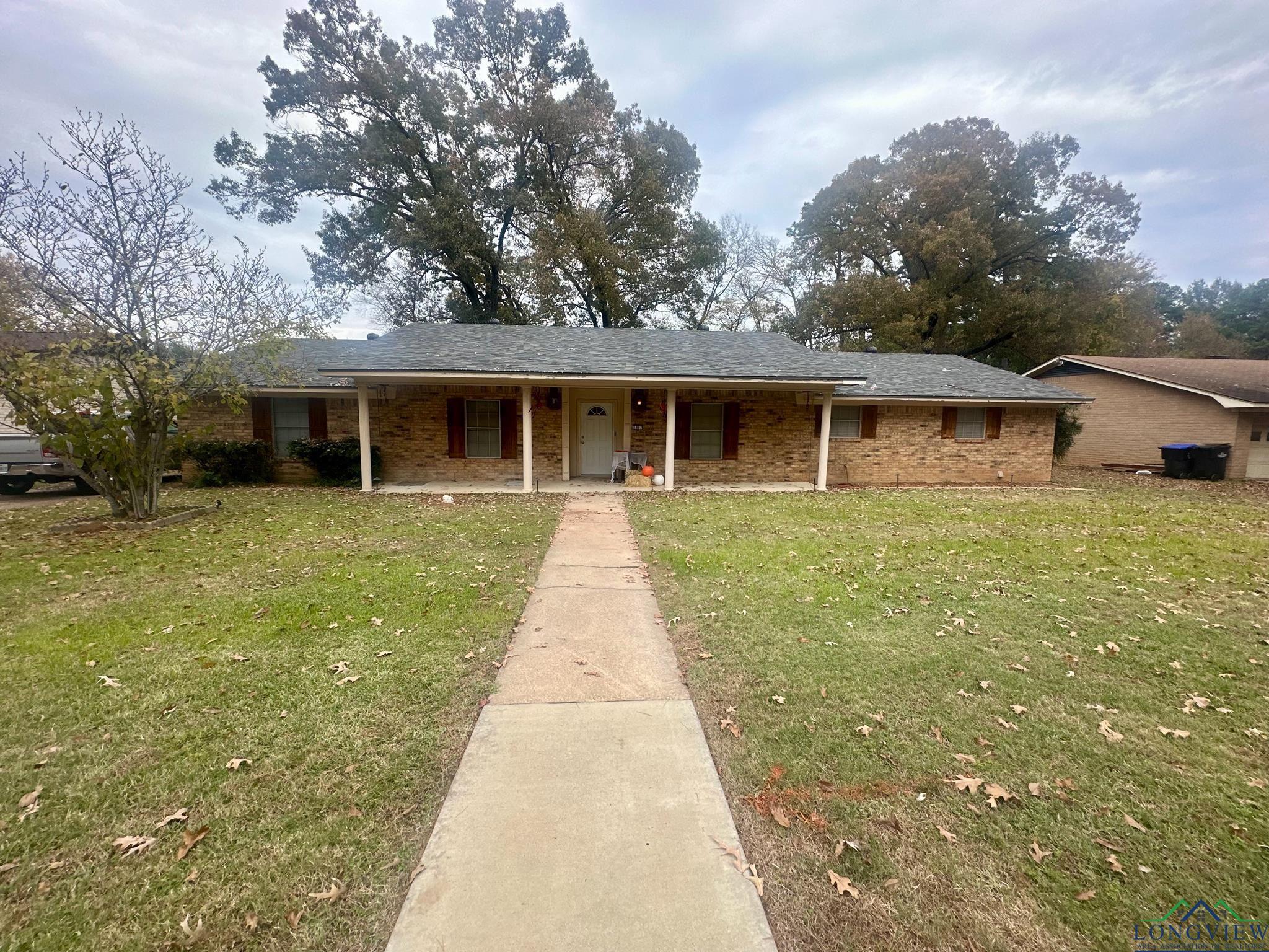 1007 Evergreen St, Longview, Texas image 1