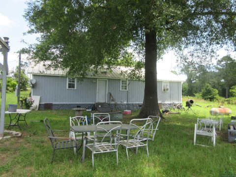 A home in Harleton