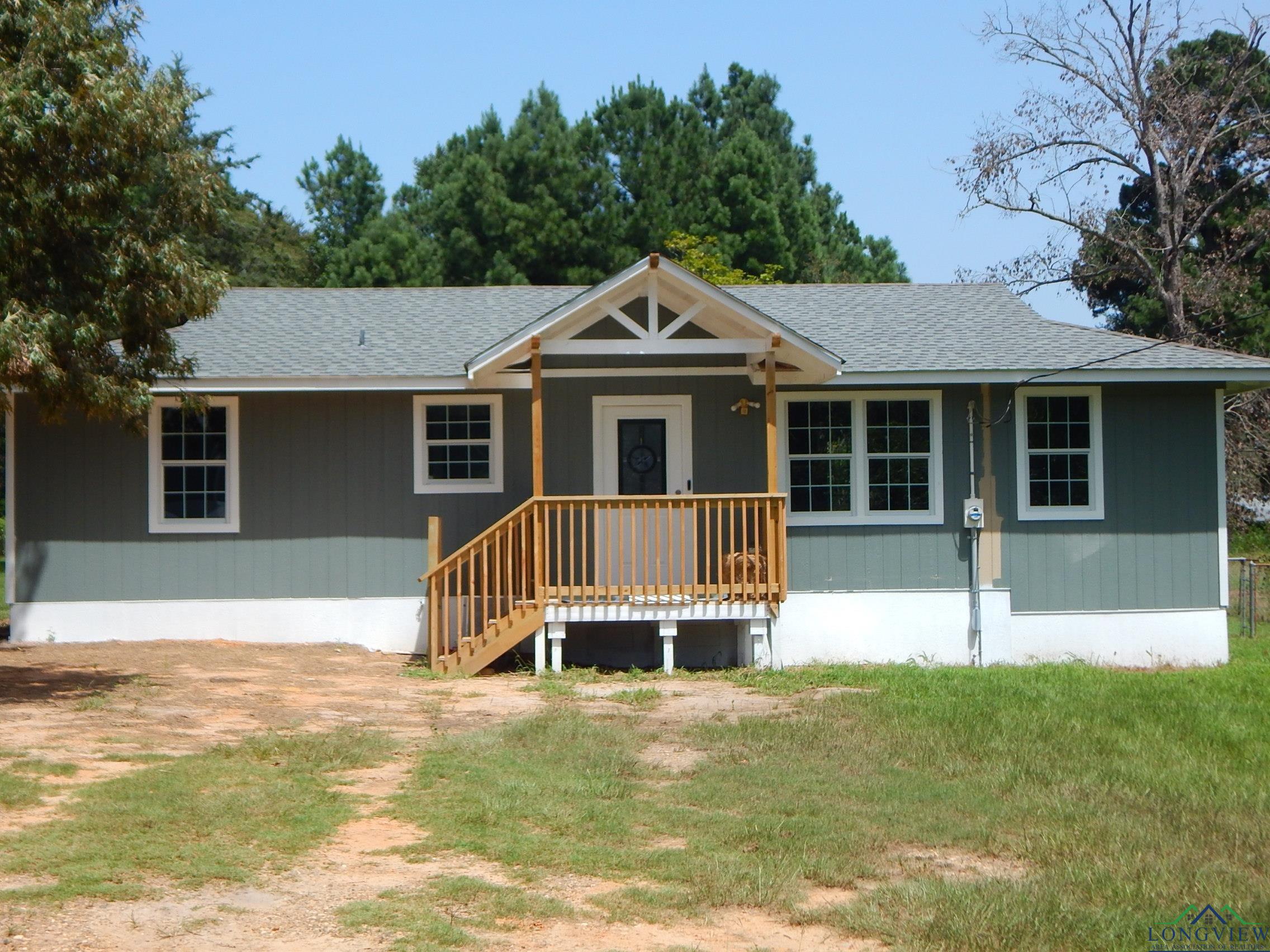 231 Woodpecker Rd, Gladewater, Texas image 2