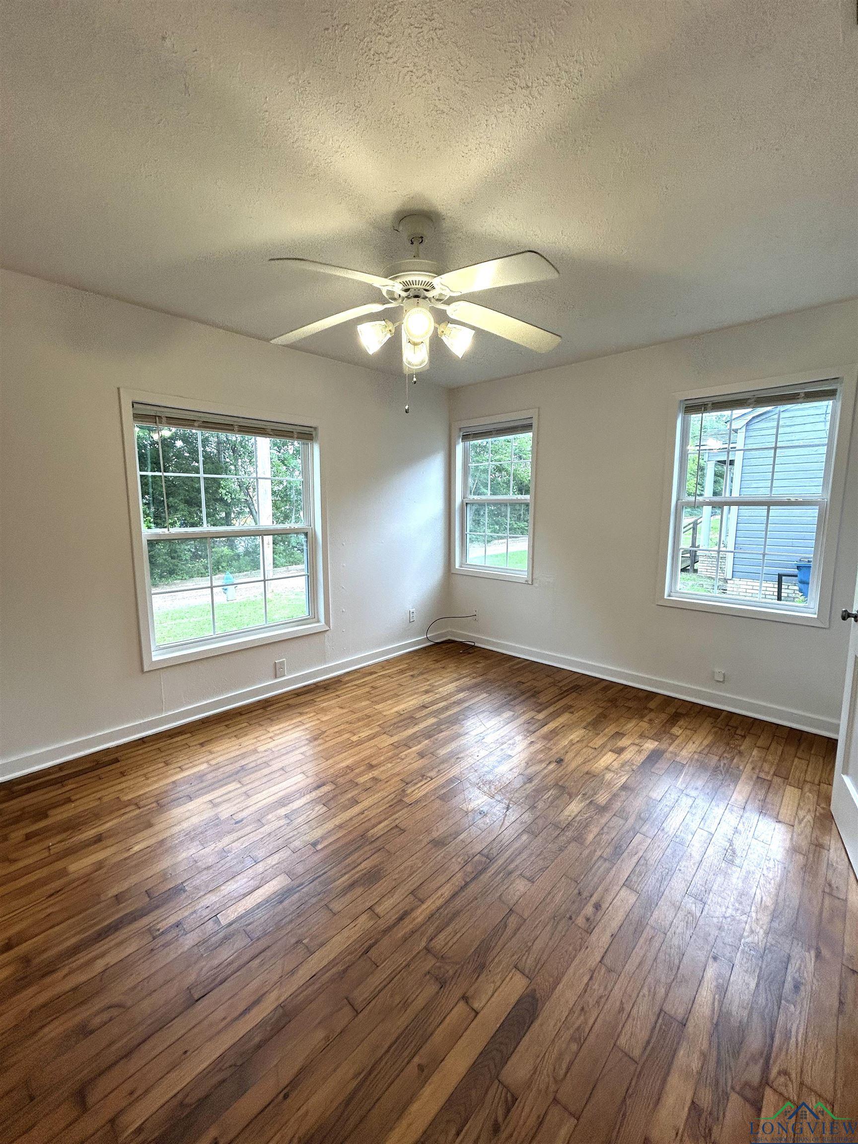 313 Kilgore Drive, Henderson, Texas image 14